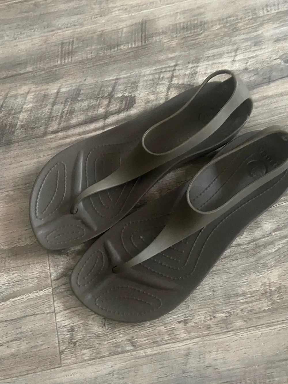 CROCS Women's Brown Slingback Thong Sandals